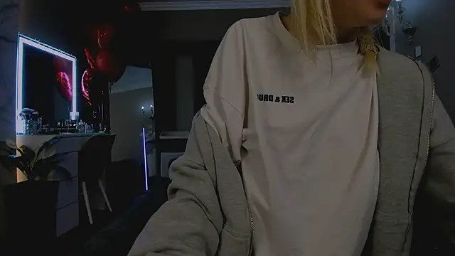 lilyvibe online show from 02-22-25, 03:25
