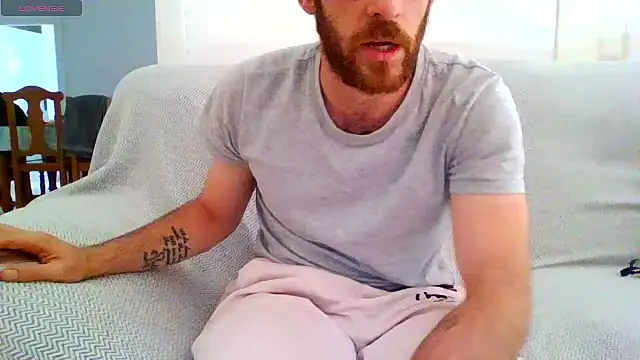 Snapshot of _NakedChef_ chatting on 10-22-25, 10:59  NakedChef  online show from 10-22-25, 10:59