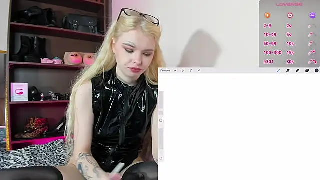 MisssLola online show from 02-27-25, 02:21