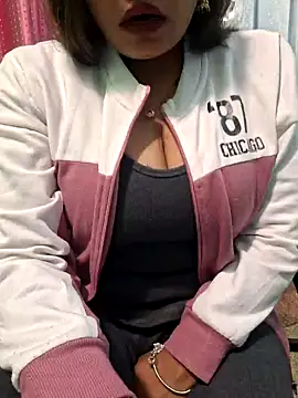 Snapshot of N-Natasha chatting on 01-09-25, 12:03 N-Natasha online show from 01-09-25, 12:03