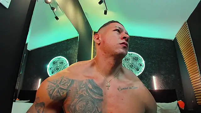 MassimoWalton2 online show from 01-11-25, 02:30