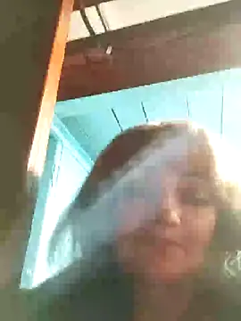 Snapshot of SweetLeila40 chatting on 12-27-24, 09:43 SweetLeila40 online show from 12-27-24, 09:43