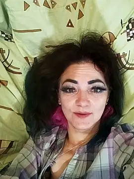 Snapshot of SweetLeila40 chatting on 01-14-25, 11:27 SweetLeila40 online show from 01-14-25, 11:27