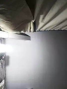 Snapshot of SweetLeila40 chatting on 02-05-25, 04:27 SweetLeila40 online show from 02-05-25, 04:27