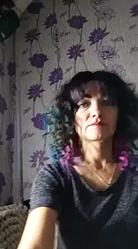 Snapshot of SweetLeila40 chatting on 02-07-25, 03:01 SweetLeila40 online show from 02-07-25, 03:01