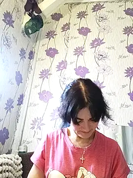 Snapshot of SweetLeila40 chatting on 02-09-25, 10:21 SweetLeila40 online show from 02-09-25, 10:21