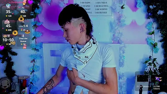 juniior 2311  online show from 01-25-25, 09:46