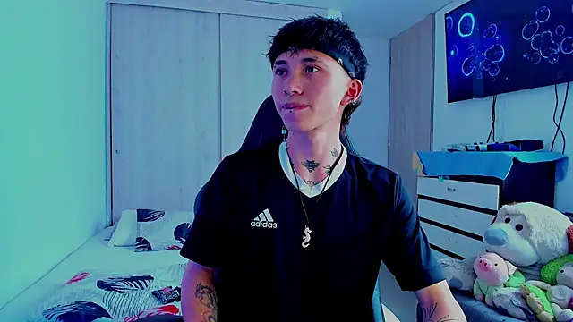 juniior 2311  online show from 02-04-26, 08:03