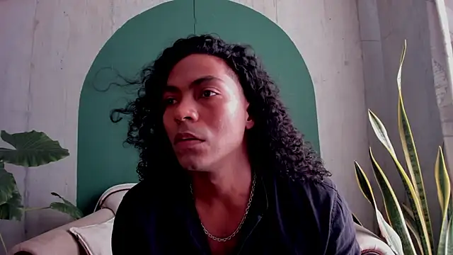 Snapshot of noah_jones__ chatting on 11-20-25, 06:29 noah jones online show from 11-20-25, 06:29