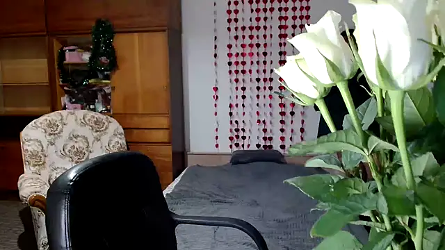 Snapshot of Annet1912 chatting on 02-12-25, 05:58 Annet1912 online show from 02-12-25, 05:58