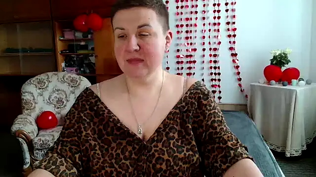 Snapshot of Annet1912 chatting on 02-15-25, 12:01 Annet1912 online show from 02-15-25, 12:01