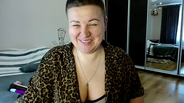 Snapshot of Annet1912 chatting on 09-11-25, 07:52 Annet1912 online show from 09-11-25, 07:52