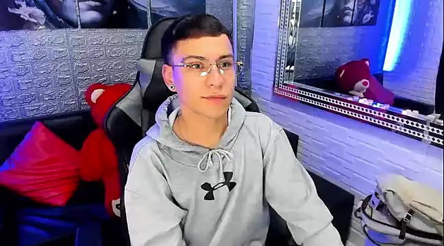 salvadorgomezx online show from 01-09-25, 08:45