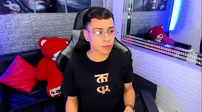 salvadorgomezx online show from 01-09-25, 01:13