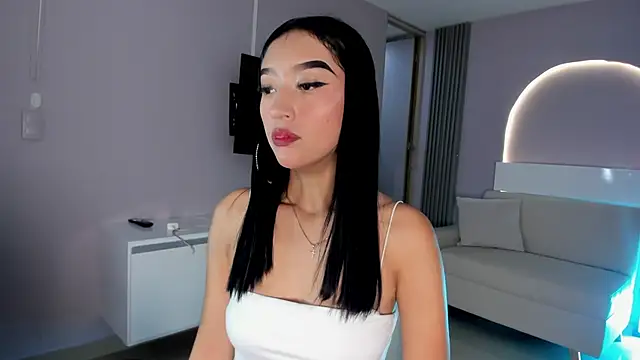 Snapshot of millieskinny_ chatting on 10-16-25, 11:28 millieskinny online show from 10-16-25, 11:28