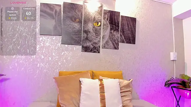 lilicooper  online show from 11-11-25, 11:16