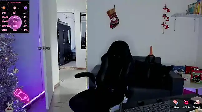 ZhoeStrong online show from 12-26-24, 09:26