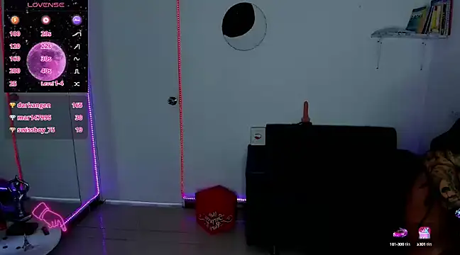 ZhoeStrong online show from 01-18-25, 01:40