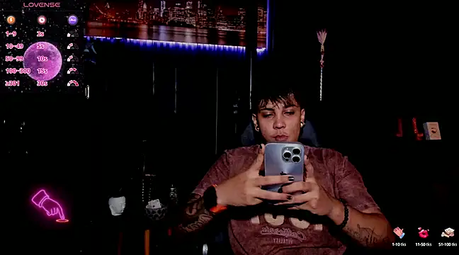 ZhoeStrong online show from 02-26-25, 09:37