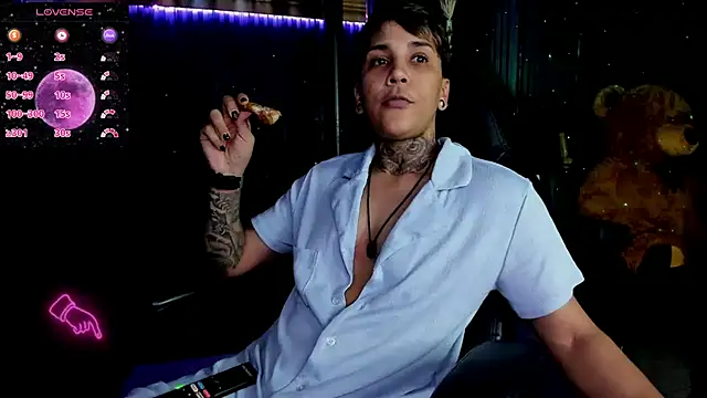 ZhoeStrong online show from 03-11-25, 06:10