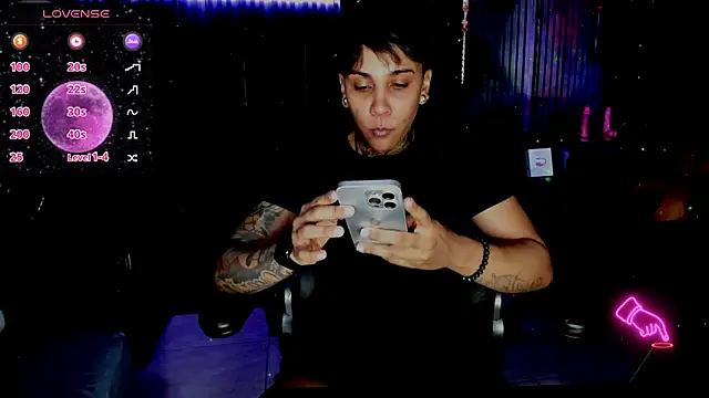 ZhoeStrong online show from 03-22-25, 11:09