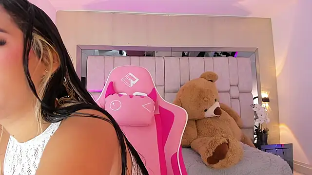  SofiaCortez  online show from 03-19-25, 11:50