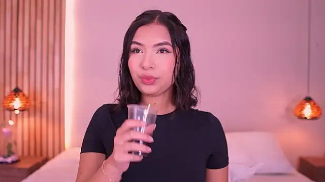  SofiaCortez  online show from 10-01-25, 12:11