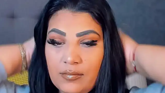 Snapshot of AmyCubes chatting on 02-05-26, 04:17 AmyCubes online show from 02-05-26, 04:17