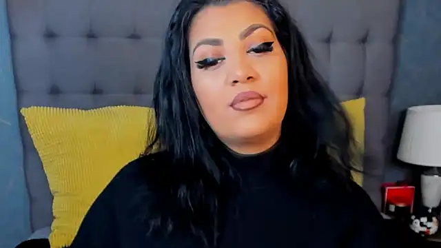 Snapshot of AmyCubes chatting on 02-06-26, 10:07 AmyCubes online show from 02-06-26, 10:07