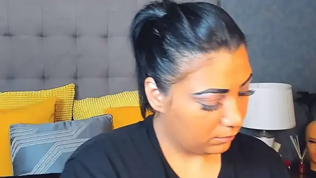 Snapshot of AmyCubes chatting on 02-19-26, 04:08 AmyCubes online show from 02-19-26, 04:08