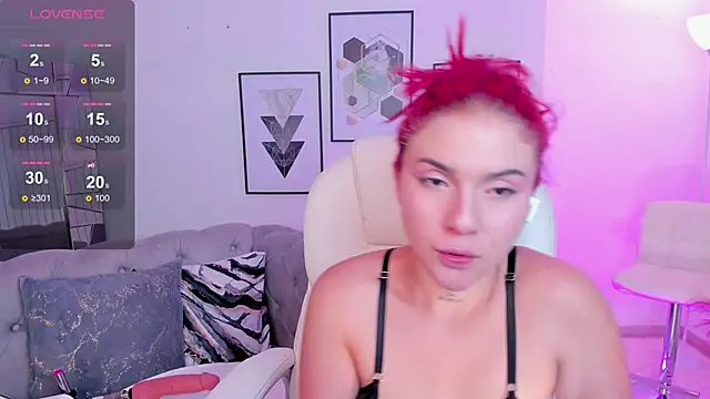 kendaall jenner  online show from 03-04-25, 07:30