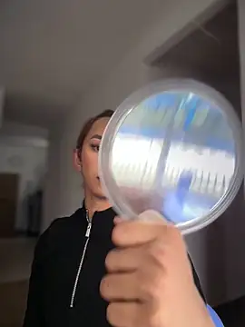 Nikol Rang   online show from 02-06-26, 08:45