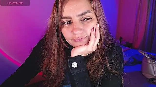 Lu perez online show from 12-06-24, 12:56