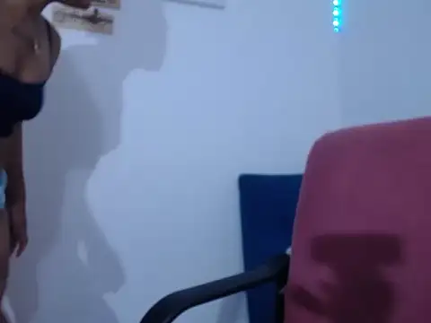 Snapshot of katty_ebonny chatting on 09-28-25, 04:07 katty ebonny online show from 09-28-25, 04:07