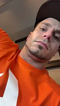 Snapshot of hot_shot_13 chatting on 11-30-25, 07:34 hot shot 13 online show from 11-30-25, 07:34