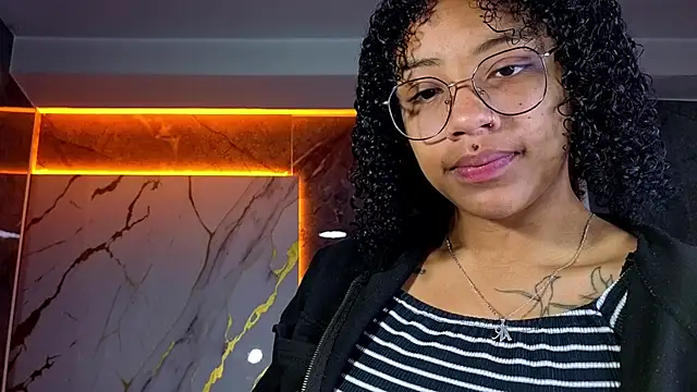 Violeth b online show from 10-27-25, 12:42