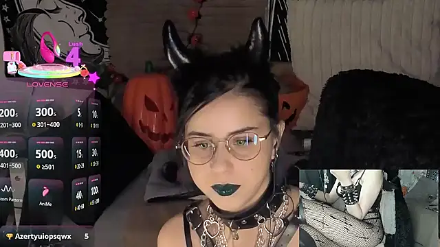 LisandreLaVenale online show from 10-26-25, 11:09