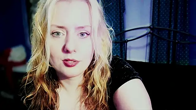 Snapshot of SkarlettRose96 chatting on 11-26-25, 04:52 SkarlettRose96 online show from 11-26-25, 04:52