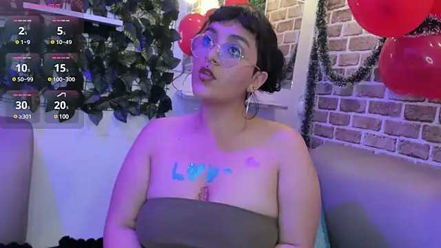 Snapshot of kory_mansson chatting on 02-14-25, 08:59 kory mansson online show from 02-14-25, 08:59