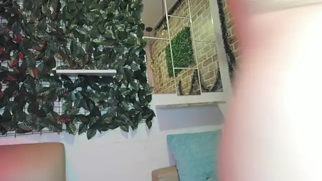 Snapshot of kory_mansson chatting on 03-18-25, 11:42 kory mansson online show from 03-18-25, 11:42