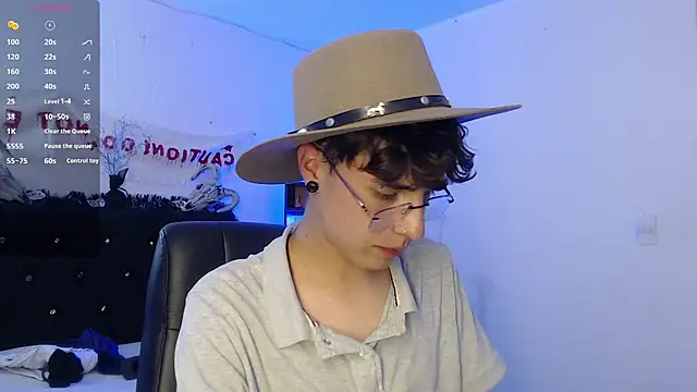 Snapshot of Jeam_hot chatting on 10-31-25, 09:38 Jeam hot online show from 10-31-25, 09:38