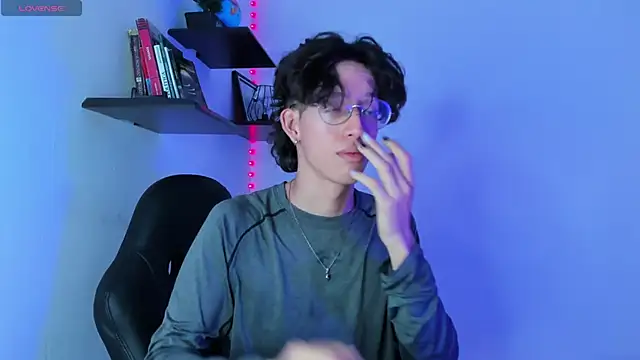 manu vera online show from 01-23-25, 07:29