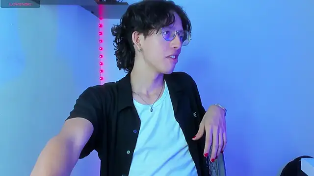 manu vera online show from 02-11-25, 07:38