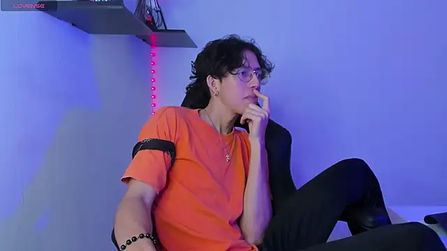 manu vera online show from 02-25-25, 11:11