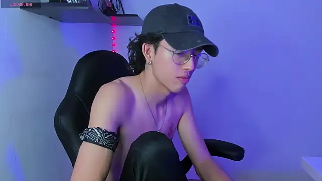 manu vera online show from 02-26-25, 02:15