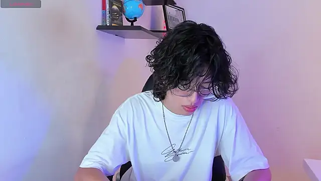 manu vera online show from 09-13-25, 07:57