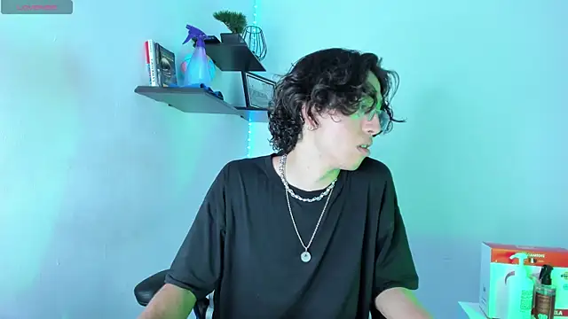 manu vera online show from 11-02-25, 02:36