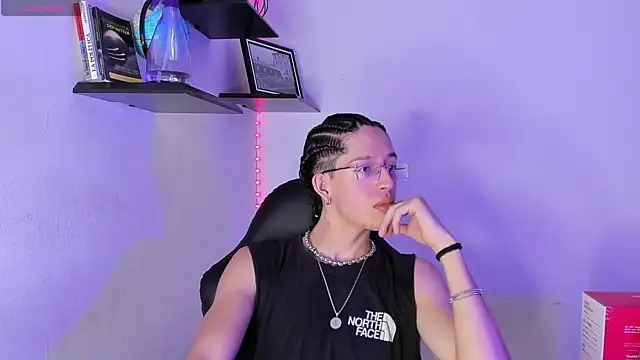 manu vera online show from 11-12-25, 11:25