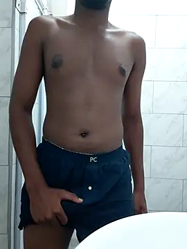 Snapshot of LoamlessCentime chatting on 03-15-26, 04:18 LoamlessCentime online show from 03-15-26, 04:18