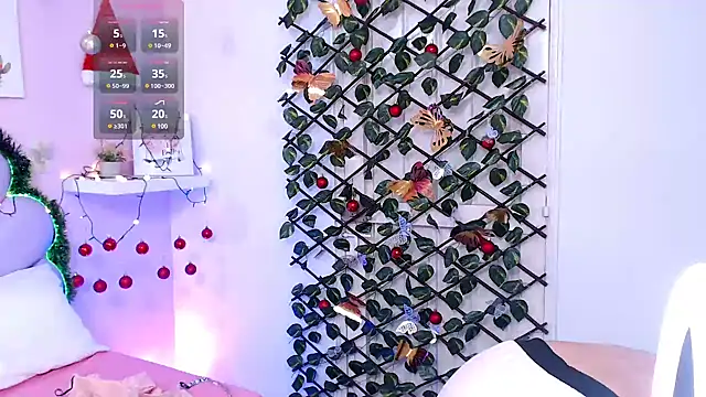 HannaPretthy online show from 12-18-24, 06:57